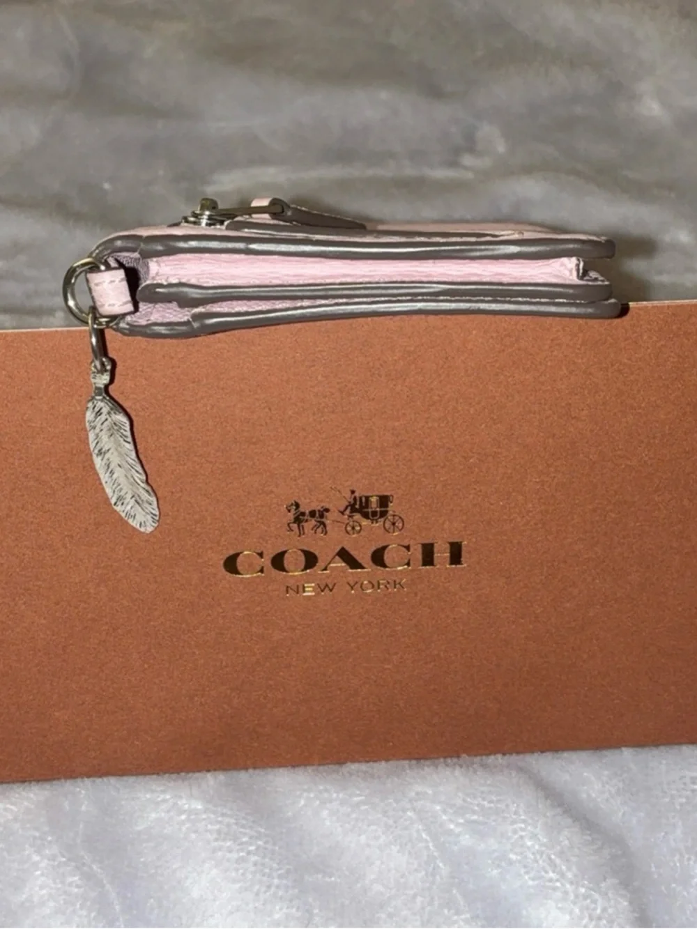 Coach Pink Leather Snap Slim Wallet With Silver Hardware & Unbranded Charm - Picture 6 of 11